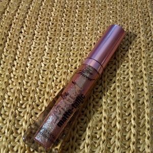 Too Faced Makeup - PICK 2 FOR 30 TOO FACED MELTED MATTE-TALLIC LIPPIE Too Faced Makeup - PICK 2 FOR 30 TOO FACED MELTED MATTE-TALLIC LIPPIE